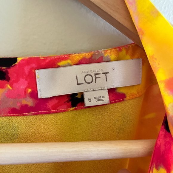 LOFT SILKY SZ 6 BRIGHT PINK YELLOW FLORAL SHEATH DRESS SUNDRESS~WAIST TIE~LINED - Picture 2 of 9